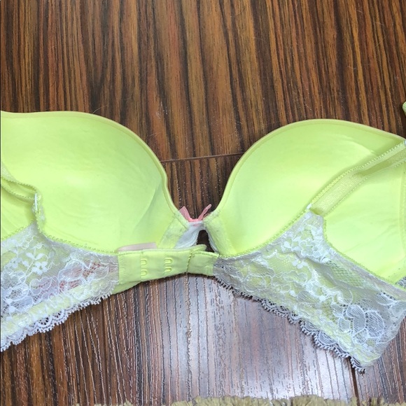 Victoria’s Secret Dream Angels Push Up Bra - Picture 3 of 4